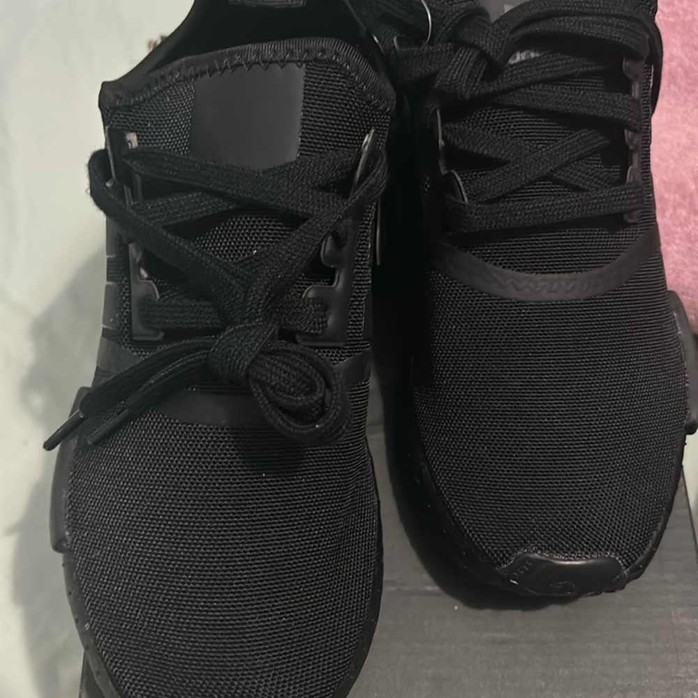 NMD R1 ADIDAS